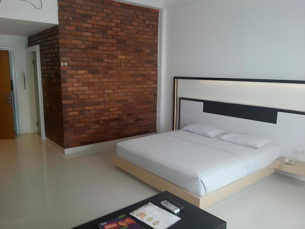 Buana Lestari Hotel Balikpapan  Exterior photo