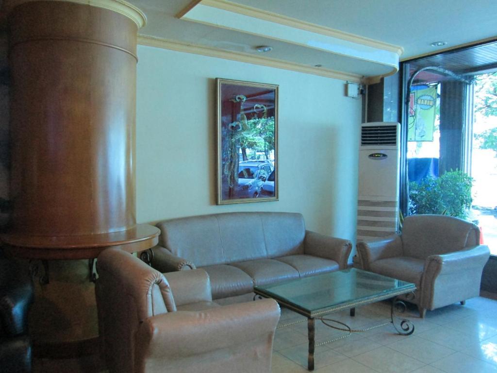 Buana Lestari Hotel Balikpapan  Exterior photo